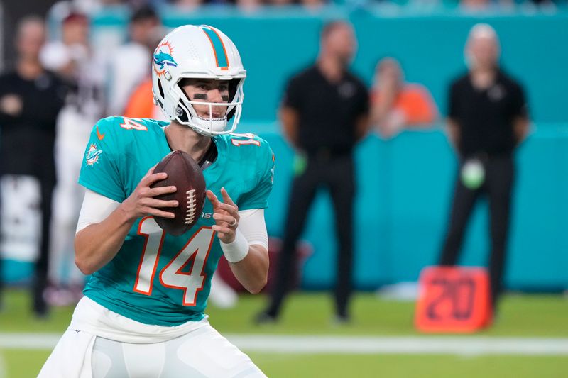 Dolphins vs Jets: Spotlight on Tyreek Hill's Electrifying Performance Ahead